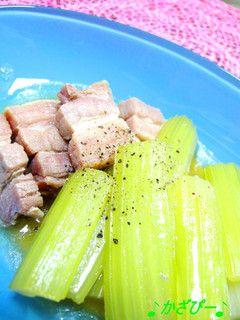 セロリとベーコンのコトコト煮♪-レシピのメイン写真