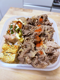 作り置きを使った☆つゆだく!!牛丼風弁当-レシピのメイン写真