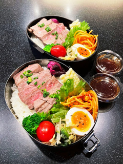 高校生弁当2022 10月17ステーキ-レシピのメイン写真