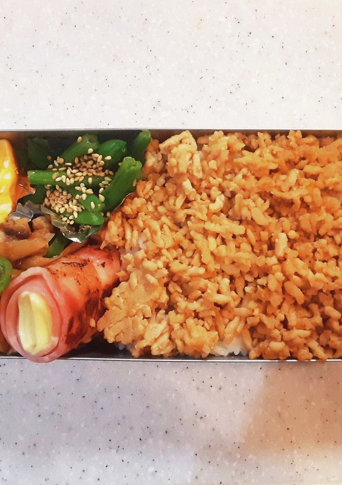 高校生弁当覚え書き86　鶏そぼろ弁当-レシピのメイン写真