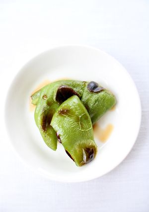 信州伝統野菜で【ぼたごしょう焼き】唐辛子-レシピのメイン写真
