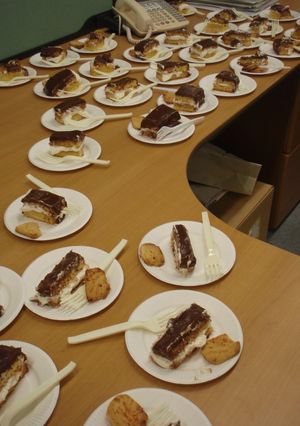 職場の義理チョコ♪大きなケーキ♪-レシピのメイン写真