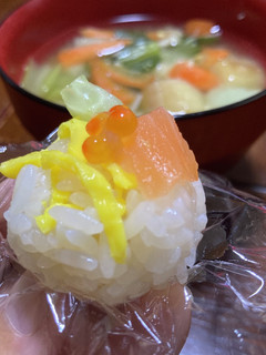 海鮮ひとくちおにぎり-レシピのメイン写真