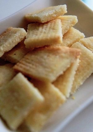 やみつき！簡単！米粉の塩チーズクラッカー-レシピのメイン写真