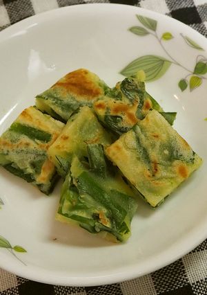 冷凍保存可能お弁当のおかず♪ニラチヂミ-レシピのメイン写真