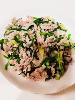 たっぷり長ねぎと豚肉の旨塩炒め-レシピのメイン写真
