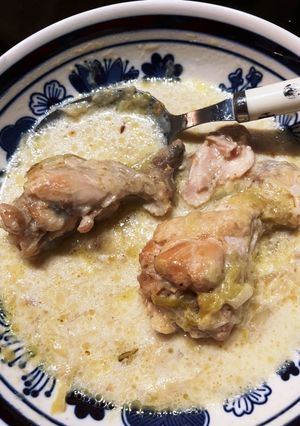 鳥手羽元とキャベツのミルク煮-レシピのメイン写真