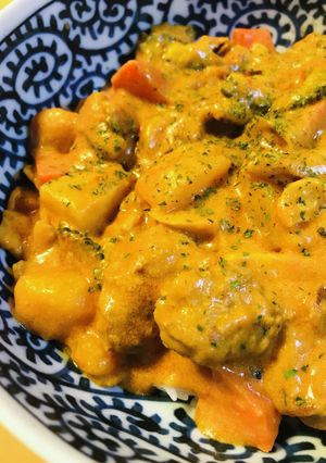 市販ルー活用●豚肉と根菜の牛乳シチュー丼-レシピのメイン写真