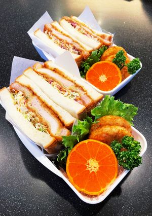 高校生弁当2022 10月19カツサンド-レシピのメイン写真