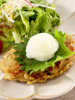 ペロリと食べれる♡蓮根の和風ハンバーグ-レシピのメイン写真