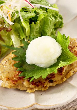 ペロリと食べれる♡蓮根の和風ハンバーグ-レシピのメイン写真