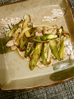鶏アスパラしめじ焼き-レシピのメイン写真