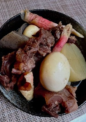 ご飯もりもり、牛スジ煮込み-レシピのメイン写真