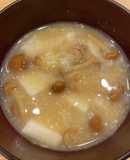 なめこと里芋のとろとろほっこり味噌汁
