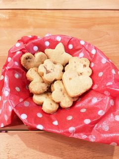 サクサクホロホロ型抜きクッキー-レシピのメイン写真