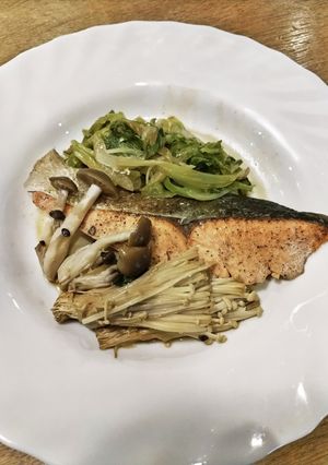 フライパンで秋鮭＆野菜たっぷり♪-レシピのメイン写真