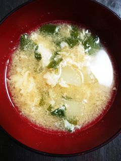 じゃが芋と卵のふんわりほっこりお味噌汁-レシピのメイン写真