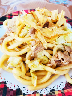 お昼に焼きうどん!メモ-レシピのメイン写真