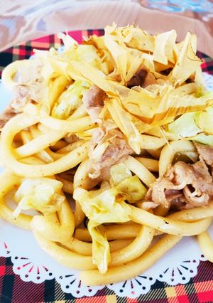お昼に焼きうどん！メモ-レシピのメイン写真