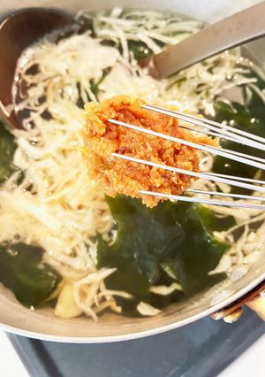 お味噌汁のお味噌はホイッパーで♪-レシピのメイン写真
