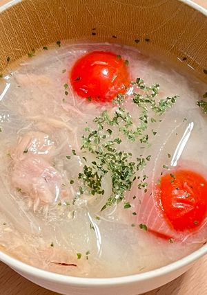 ツナ玉トマトの洋風味噌汁-レシピのメイン写真
