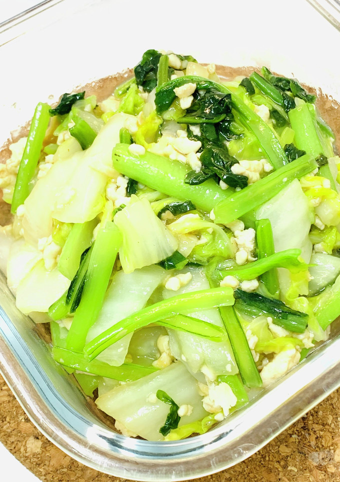 時短！とろッと小松菜と白菜の鶏そぼろ炒め-レシピのメイン写真