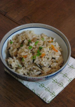 簡単すぎ！塩昆布＆シーチキン炊き込みご飯-レシピのメイン写真