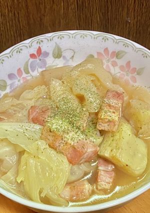 キャベツとベーコンのコンソメ煮-レシピのメイン写真