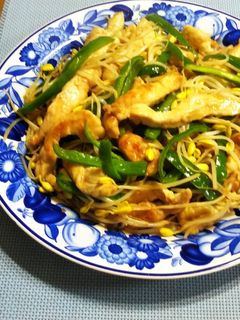米粉で柔らか♪鶏胸肉とピーマンの炒めもの-レシピのメイン写真