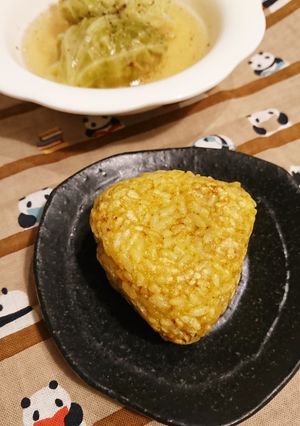 ロールキャベツの最後にカレー焼きお結び-レシピのメイン写真