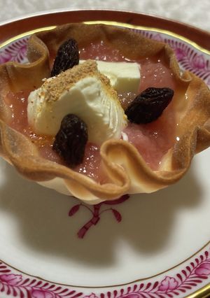 餃子の皮使用!赤いりんごのチーズタルト -レシピのメイン写真