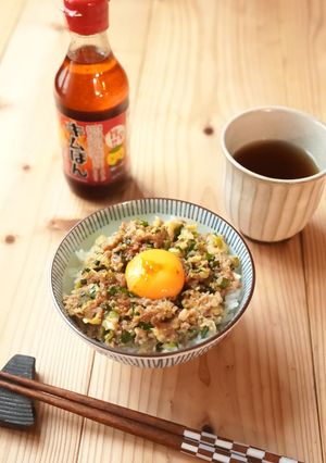 包まないピリ辛餃子丼-レシピのメイン写真