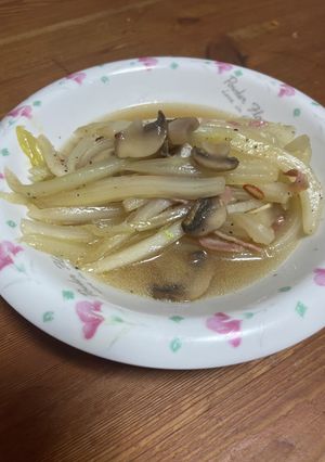 白菜の芯でペペロンチーノスープ-レシピのメイン写真