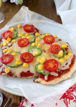 オーブンなし♪鶏むね肉の絶品ミックスピザ-レシピのメイン写真