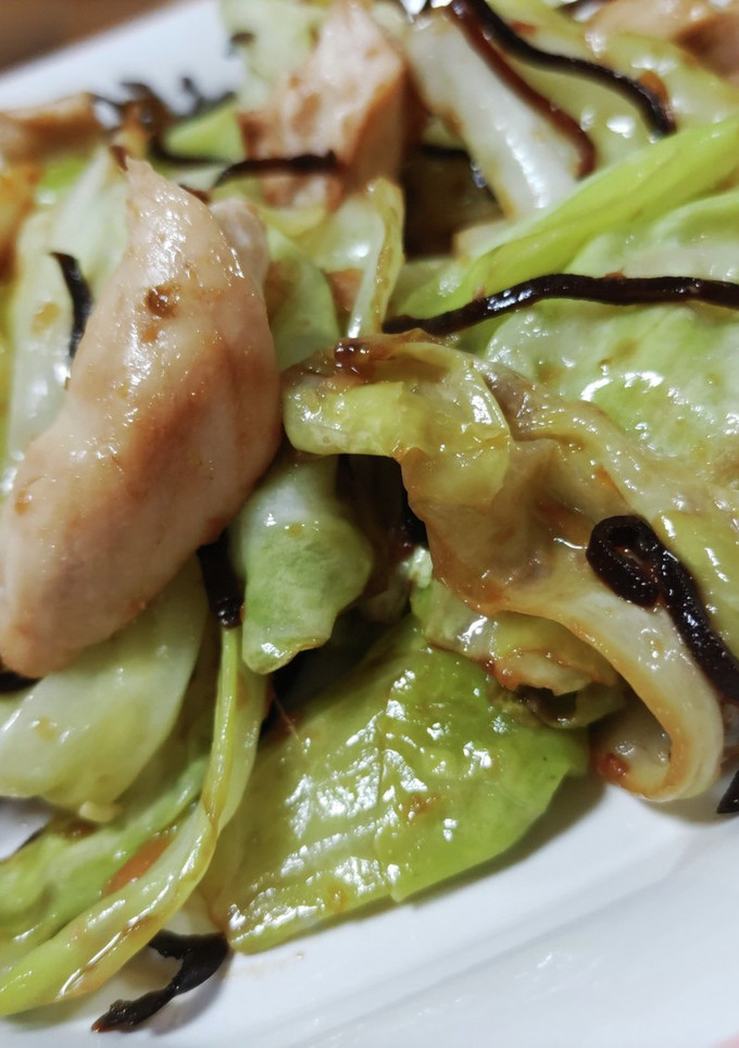鶏のささみとキャベツの塩こんぶ炒め-レシピのメイン写真