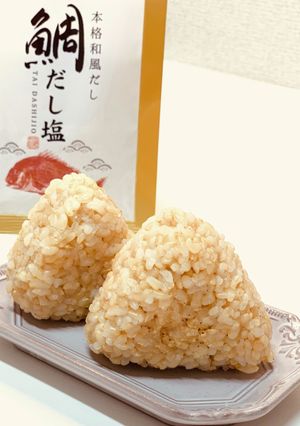 柚子胡椒の大人のおにぎりには鯛だし塩を-レシピのメイン写真