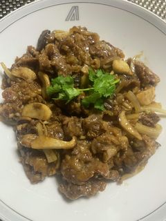 牛肉と きのこの オイスターソース炒め-レシピのメイン写真