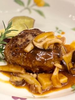 煮込みハンバーグ きのこソース-レシピのメイン写真