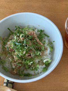 やきとり缶詰で☆塩やきとり葱まみれ丼-レシピのメイン写真