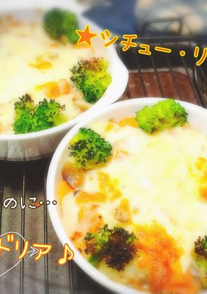シチューリメイク★手抜きなのに絶品ドリア-レシピのメイン写真