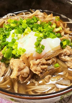 温玉のせ♡肉そば-レシピのメイン写真