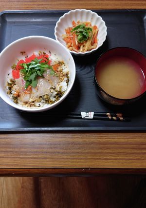 ヨウサマの減塩鯛の胡麻だれ丼-レシピのメイン写真
