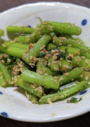 春菊の茎のからし胡麻和え-レシピのメイン写真