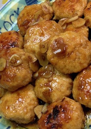 超簡単☆鶏チーズバーグ〜にんにくソース-レシピのメイン写真
