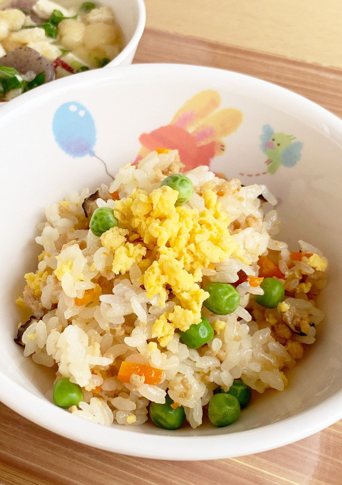 そぼろちらし寿司（こども園・保育園給食）-レシピのメイン写真