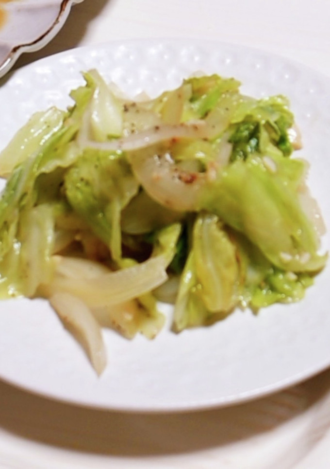 キャベツと玉ねぎのにんにく炒め-レシピのメイン写真