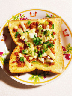 鶏そぼろとチーズのトースト-レシピのメイン写真