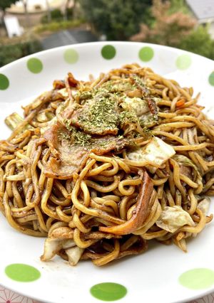 新潟B級グルメ。ブラック焼きそば-レシピのメイン写真
