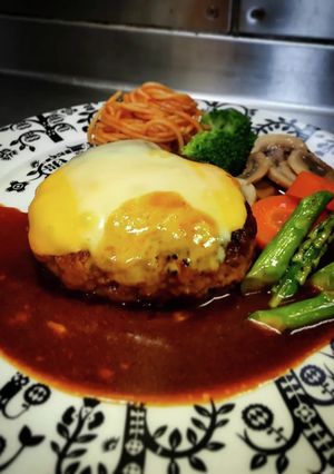 デミチーズハンバーグ❨(@≧↺≦@)❩ノ-レシピのメイン写真