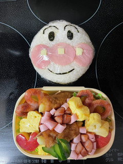 アンパンマンおにぎり-レシピのメイン写真